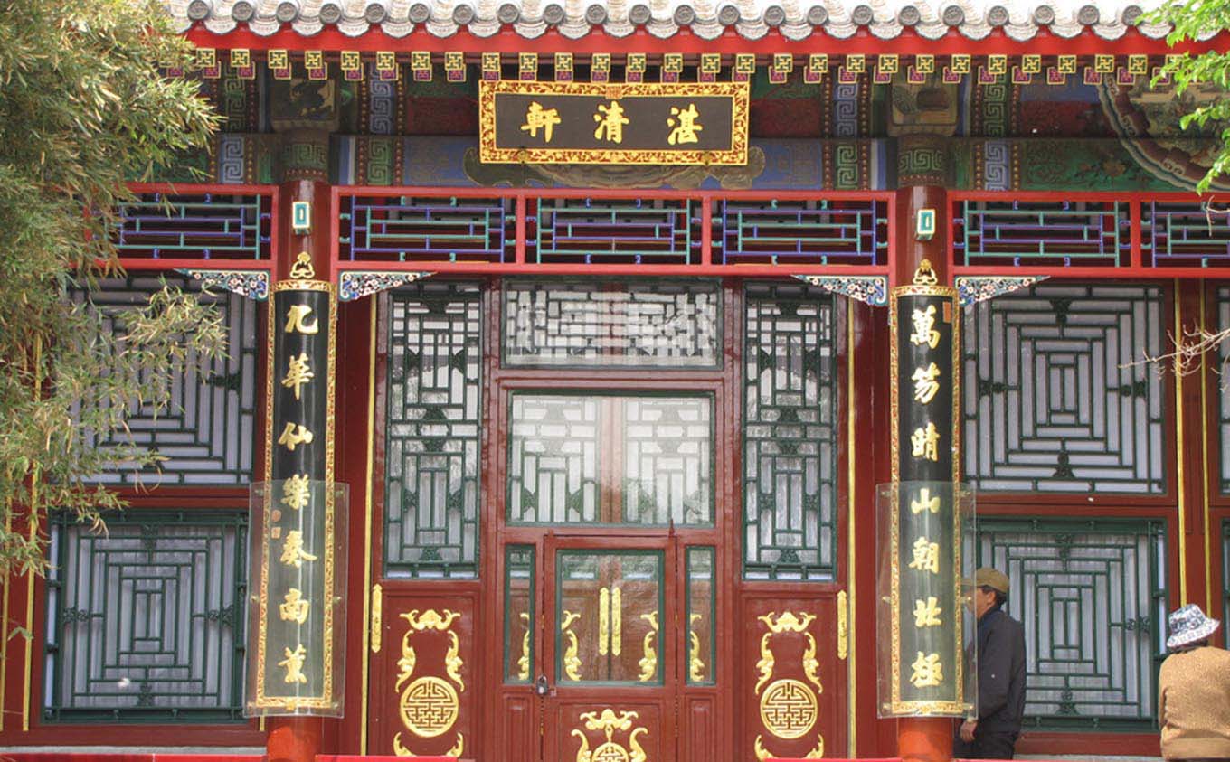 济宁红木牌匾定制：寺庙宗祠,园林景观,创意招牌,抱柱对联